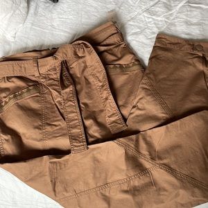 Anthropologie cute cargo pants !